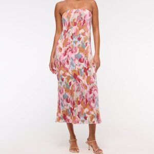 The A&F Giselle Pleat Release Midi Dress
